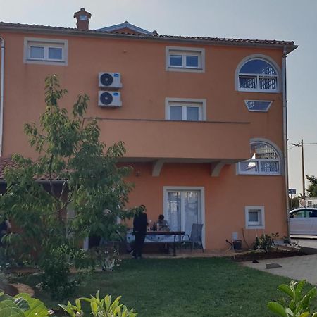 Apartmani Citrus Novigrad Filipac Luaran gambar