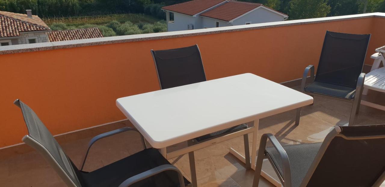 Apartmani Citrus Novigrad Filipac Luaran gambar