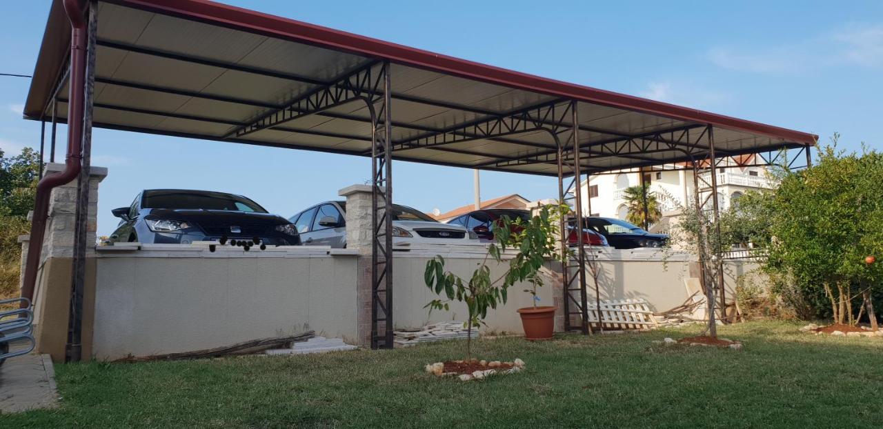Apartmani Citrus Novigrad Filipac Luaran gambar